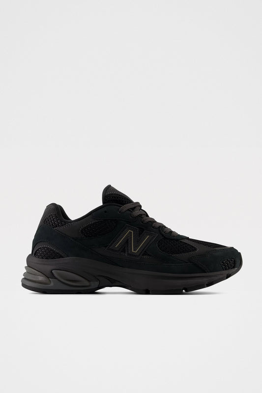 New Balance 2010 Black / Black Cement