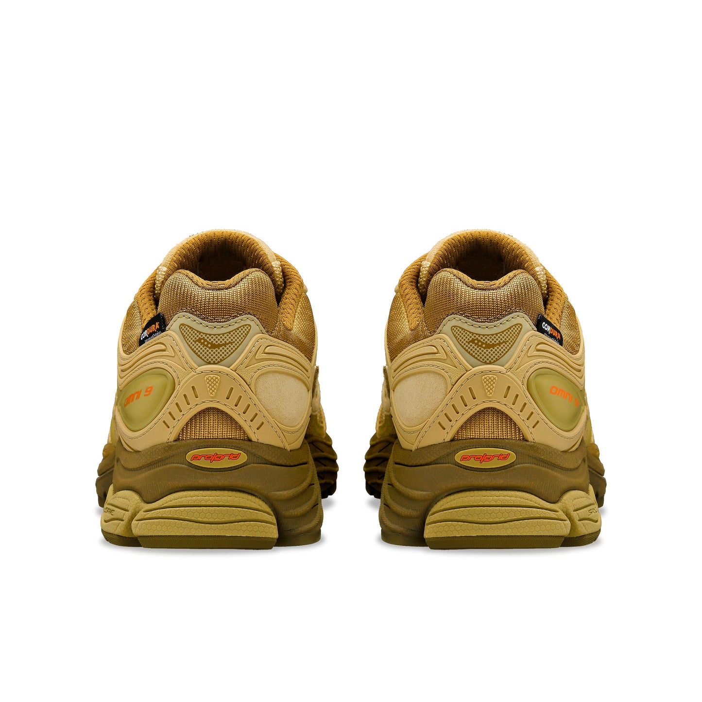 Starcow X Saucony  Progrid Omni 9 "Armor"